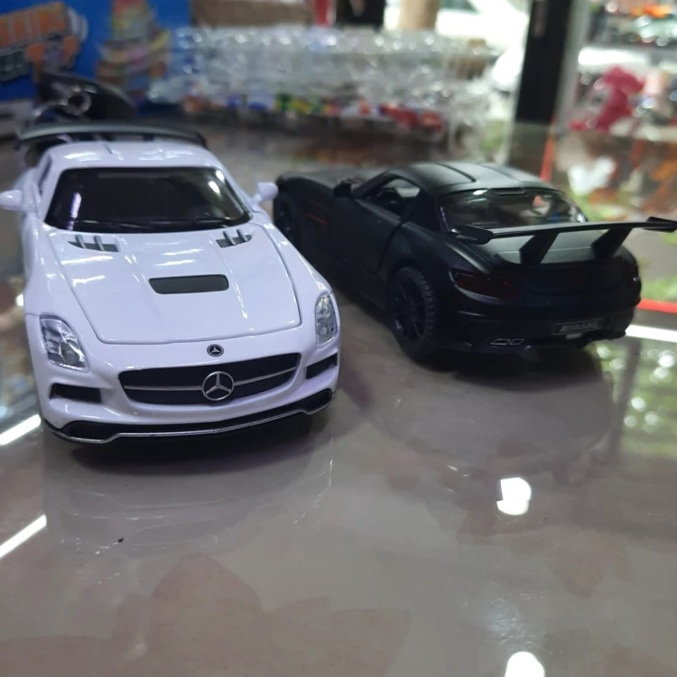 ماکت بنز amg gtعقب کش موزیکال و چراغدار ،دود زا