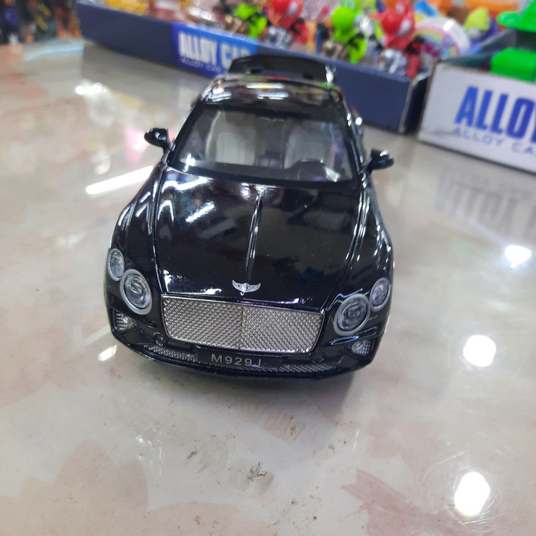 ماکت فلزی ماشین بنتلی M92J