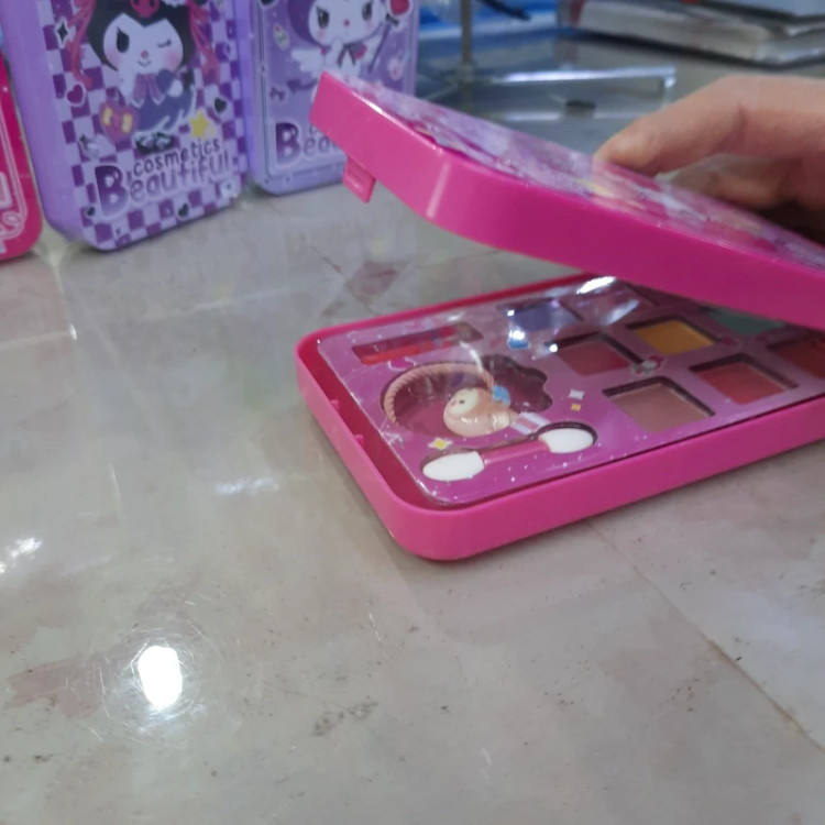 ست آرایشی مسافرتی چراغدار