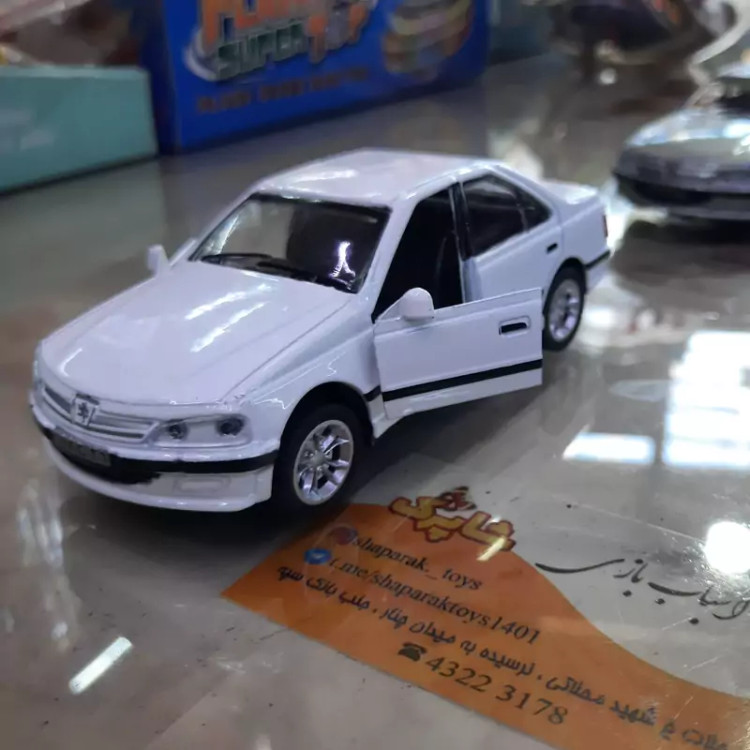ماکت فلزی پژو پارس ساده دو در باز شو عقب کش