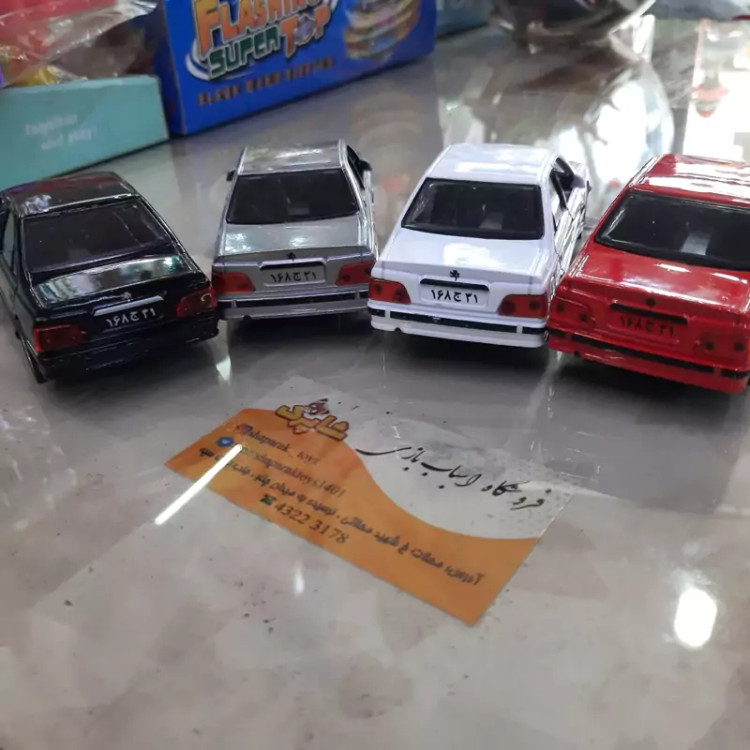 ماکت فلزی پژو پارس ساده دو در باز شو عقب کش