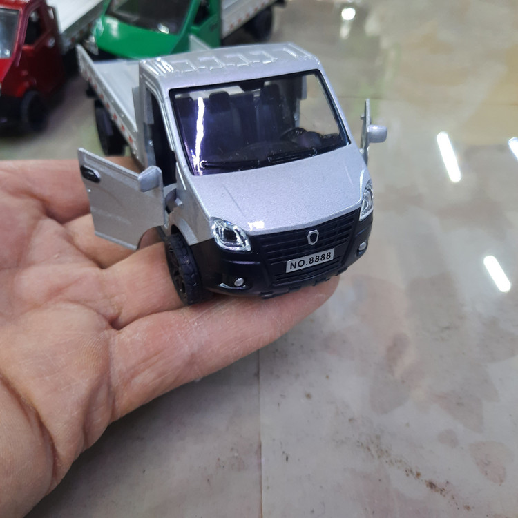 ماکت وانت چینی موزیکال چراغدار دو در باز شو