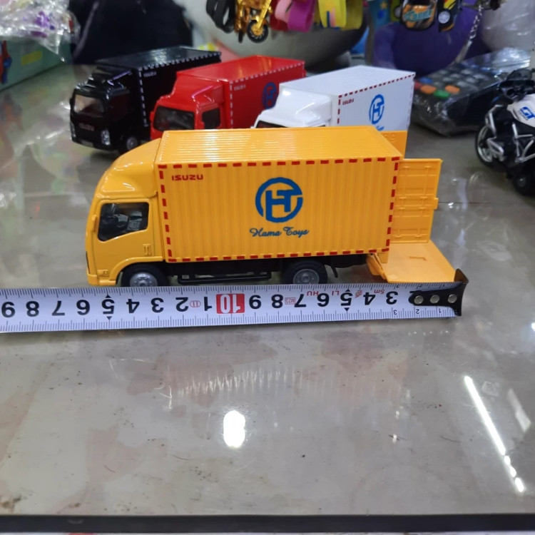 ماکت فلزی کامیونت ایسوزو موزیکال چراغدار عقب کش