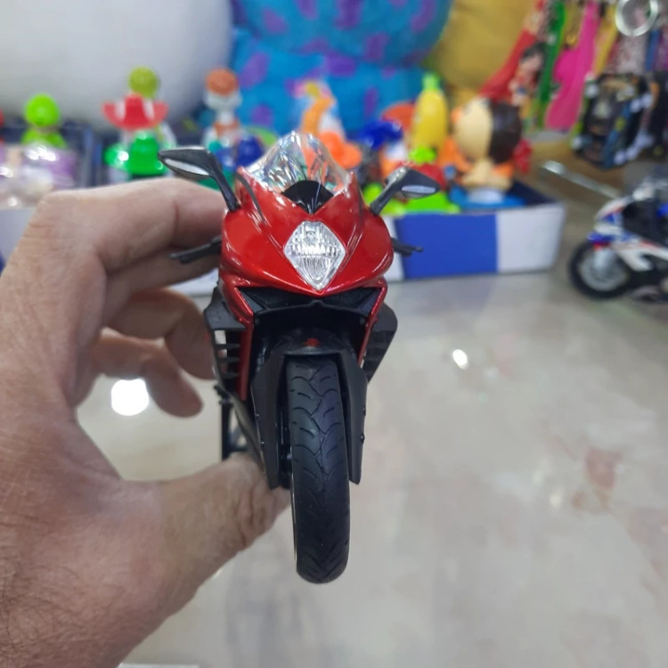 ماکت موتور ام وی آگوستا اف 3 آر آر
