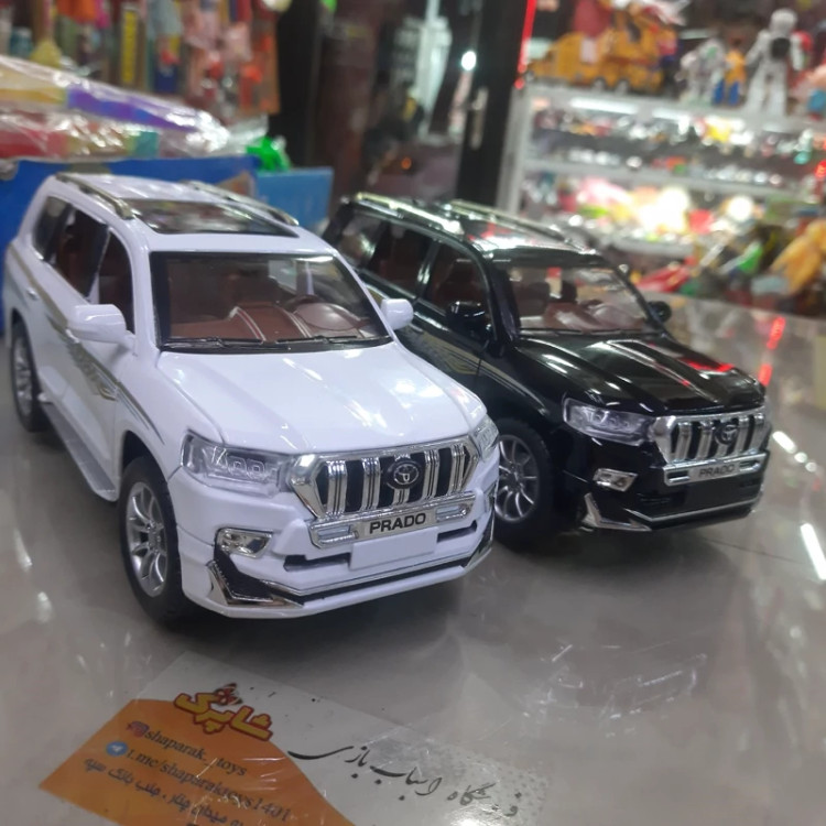 ماکت فلزی تویوتا پرادو 6 در بازشو دود زا موزیکال TOYOTA PRADO رنگ سفید
