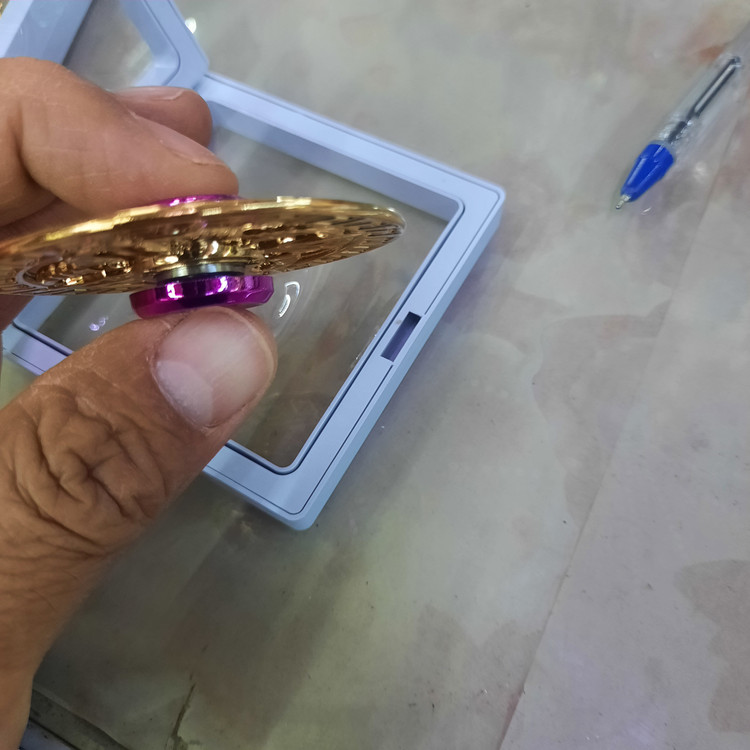 اسپینر فلزی وارداتی طلایی