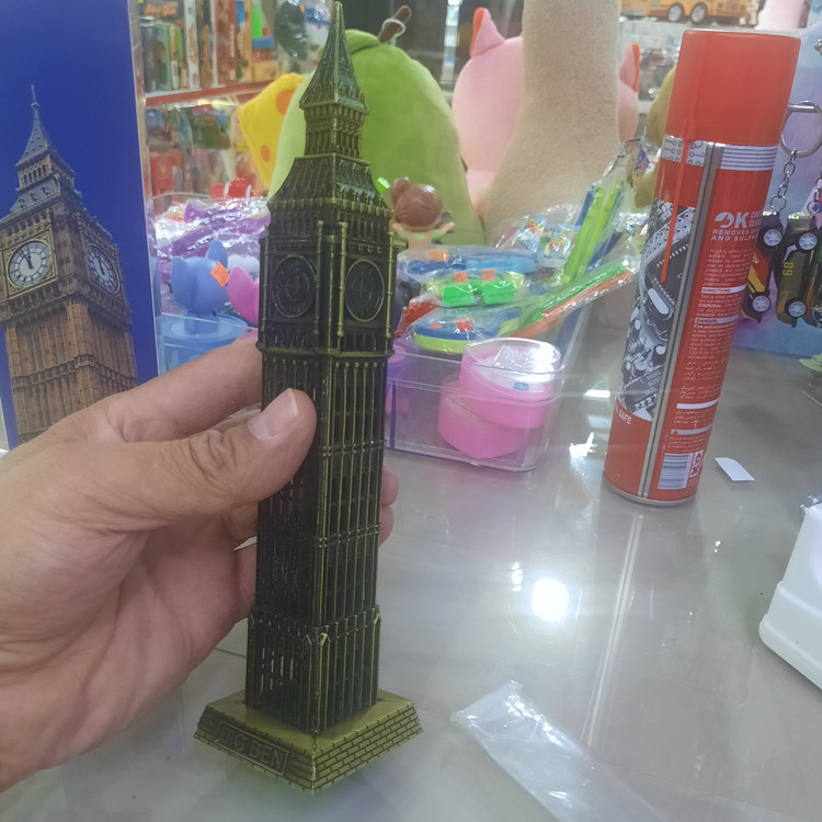 دکوری برج لندن ساعت دار