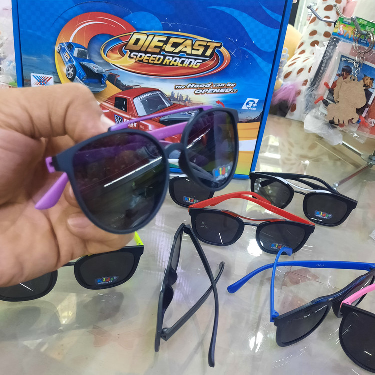 عینک آفتابی بچه گانه