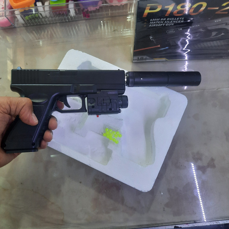تفنگ اسباب بازی ساچمه ای p180-2 لیزر دار